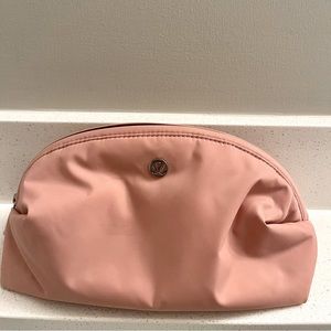 Lululemon Feeling Ready Pouch